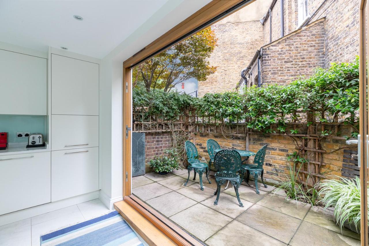 Appartamento Joivy Stunning 3 Bed, 2 Bath House With Garden And Rooftop Terrace Londra Esterno foto