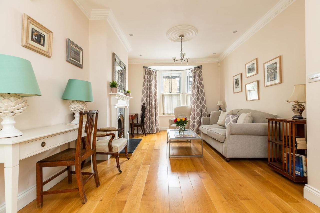 Appartamento Joivy Stunning 3 Bed, 2 Bath House With Garden And Rooftop Terrace Londra Esterno foto